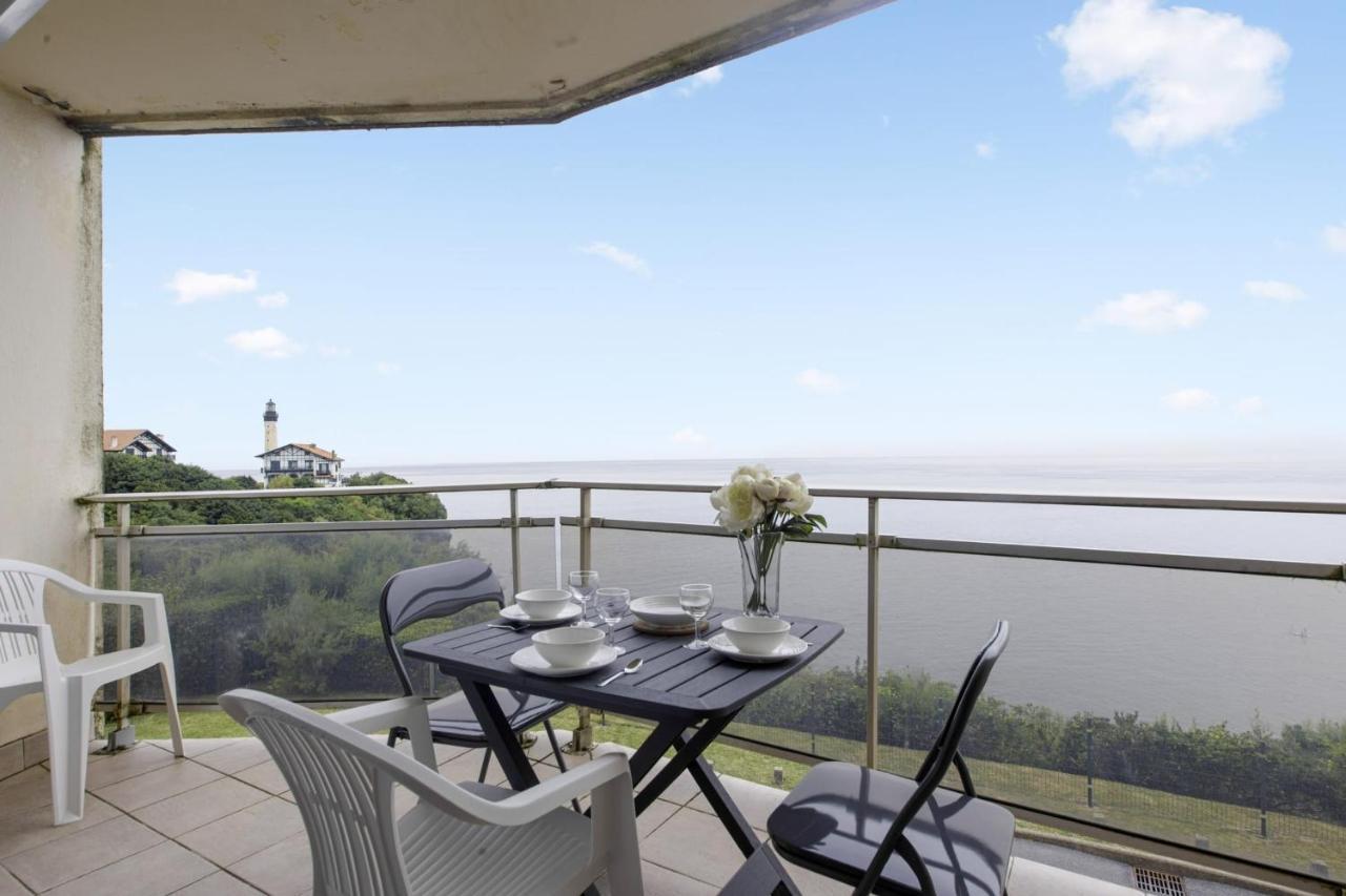 Studio Parado - Welkeys Apartment Biarritz Bagian luar foto